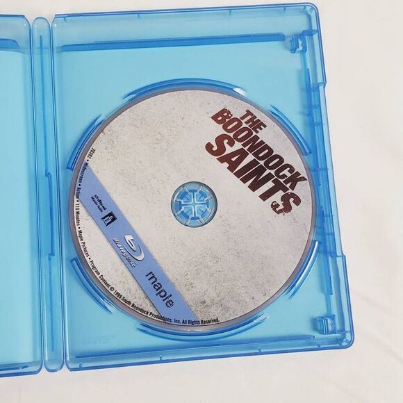 The Boondock Saints Blu-ray Director’s Cut Action Cult Classic (1999) - Picture 2 of 3